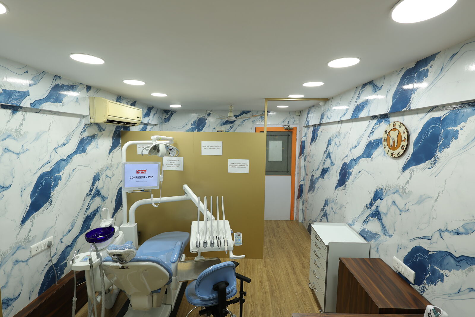 Treatment chair at Srinidhi Dental & Implant Clinic