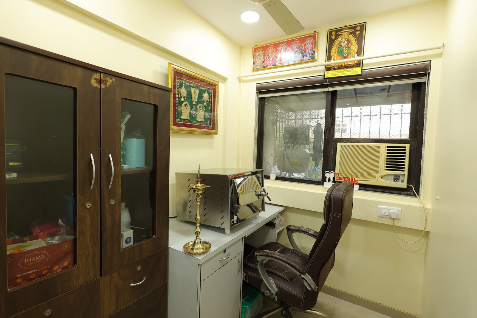 Sterilisation station with autoclave at Srinidhi Dental & Implant Clinic